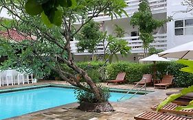Sari Bunga Hotel - Legian, walking distance to Legian Beach
